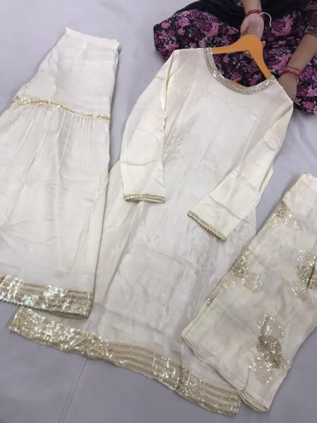 Ready to wear stitched suits – White